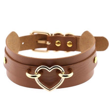 Load image into Gallery viewer, Leather Choker Heart Necklace - Gold