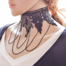 Load image into Gallery viewer, Vintage Black Necklace